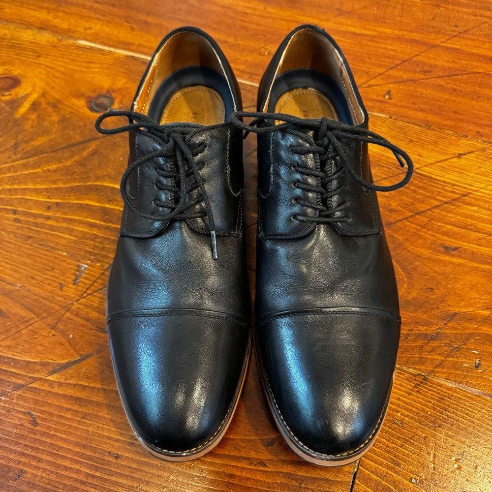 Florsheim SURGE- Classic Black Leather Men's Dress Shoes‎